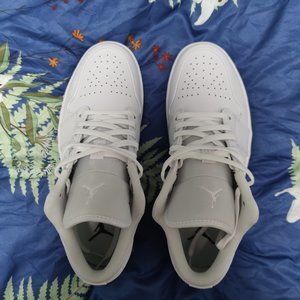 Aj 1 Jordan white high top